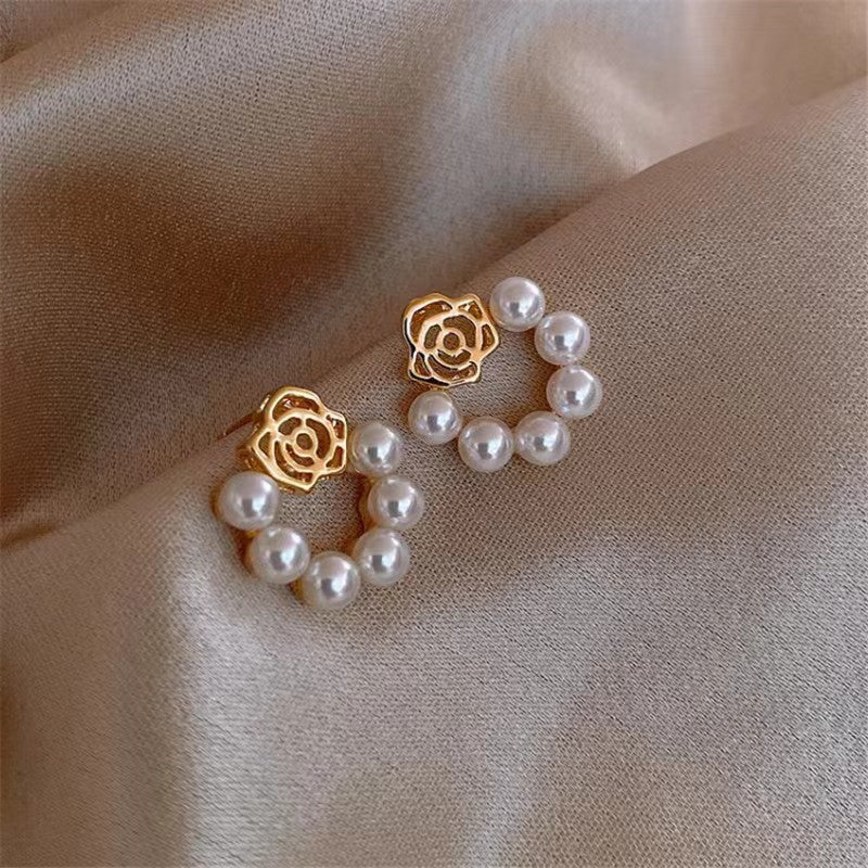 Women's Retro Affordable Luxury Gold High-grade Pearl Earrings