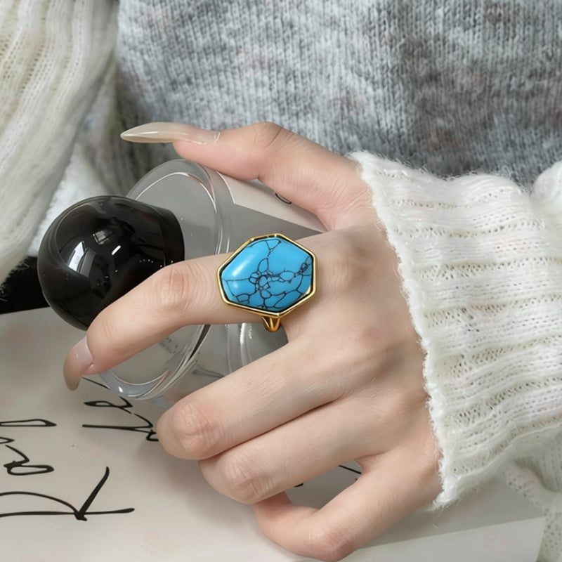 Women's Court Style Irregular Green Stone Niche High Sense Simple Rings