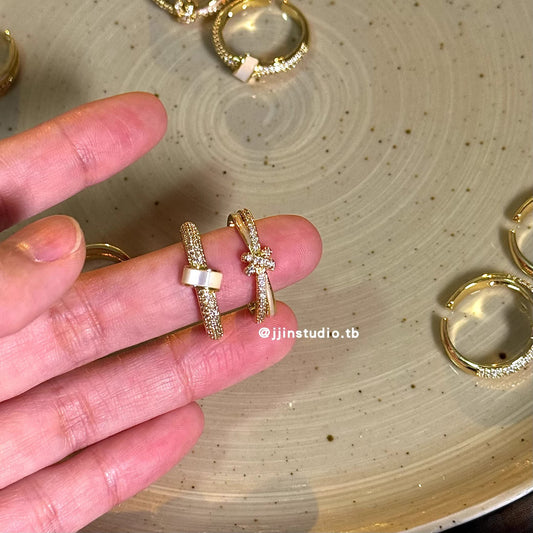 Women's Knotted Light Luxury High-grade Exquisite Refined Ring