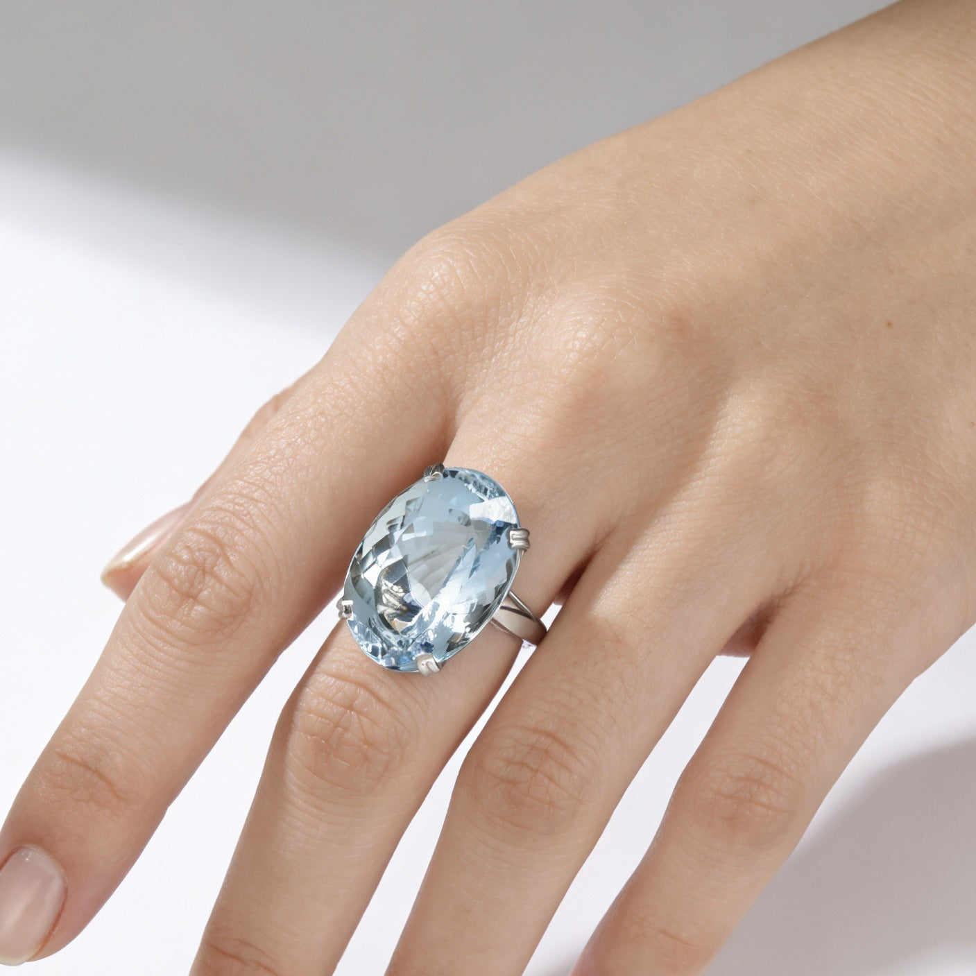 Proposal Goose Egg Rhinestone Inlaid Sea Rings