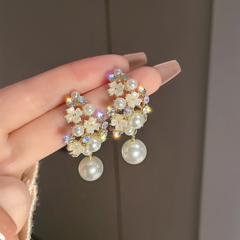 Fashion High-grade Zircon Pearl French Minority Retro Earrings