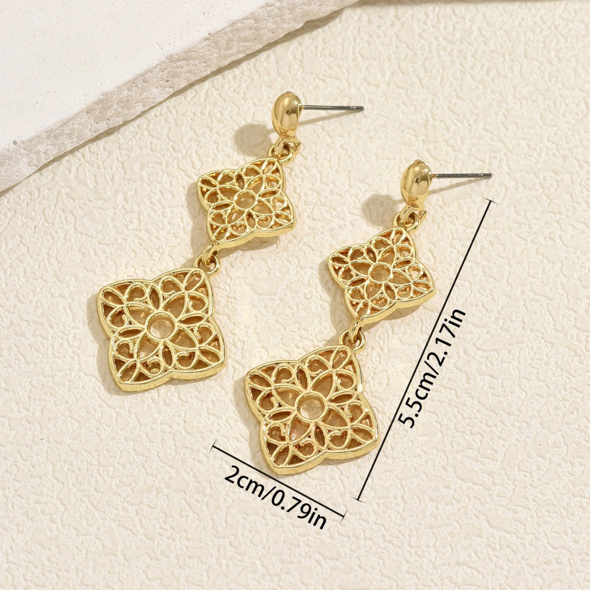 Women's Palace Style Minority Fashion Hollow Geometry Earrings