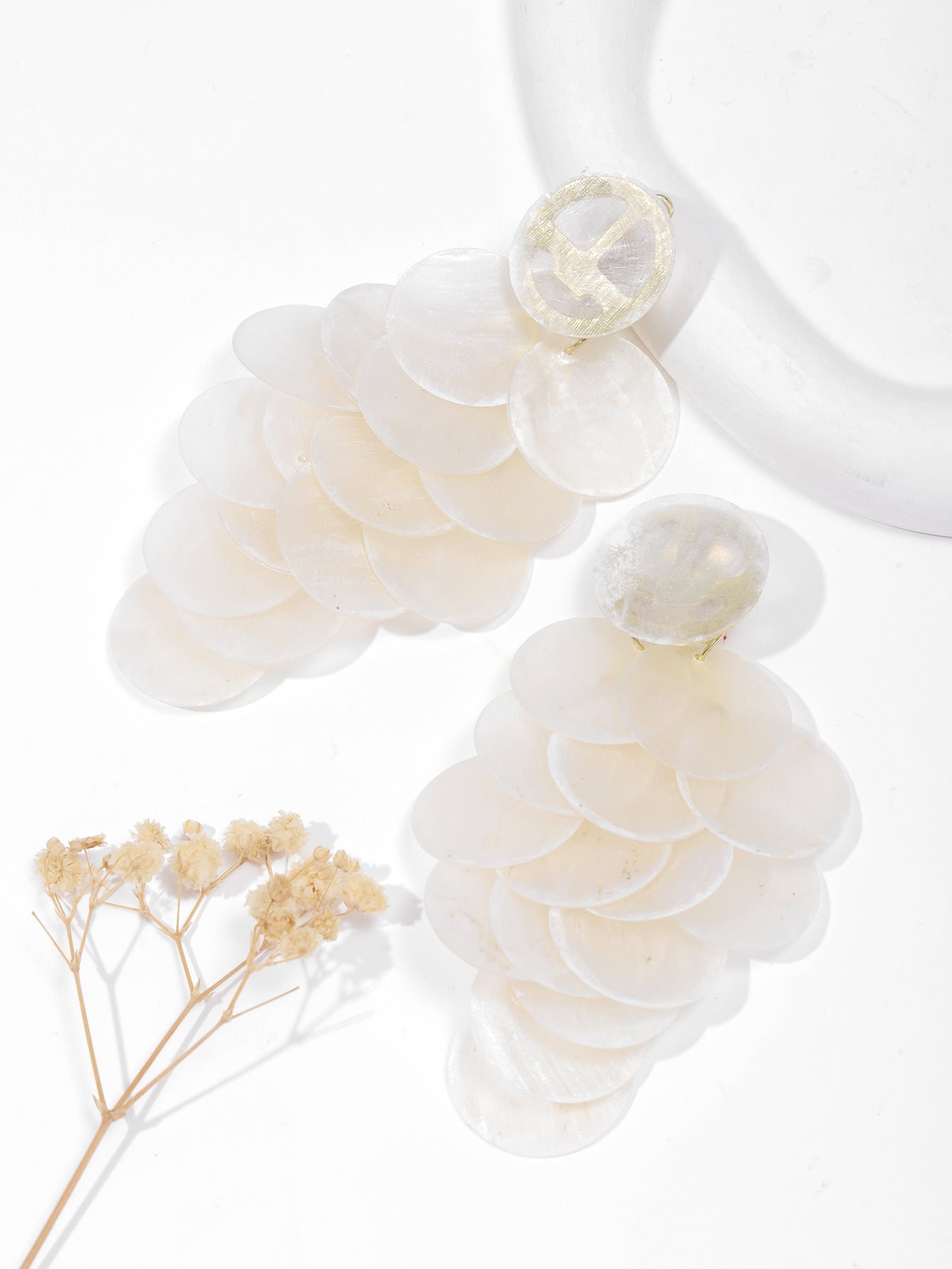 Colorful Shell Wafer Tassel High-grade Female Exaggerated Earrings