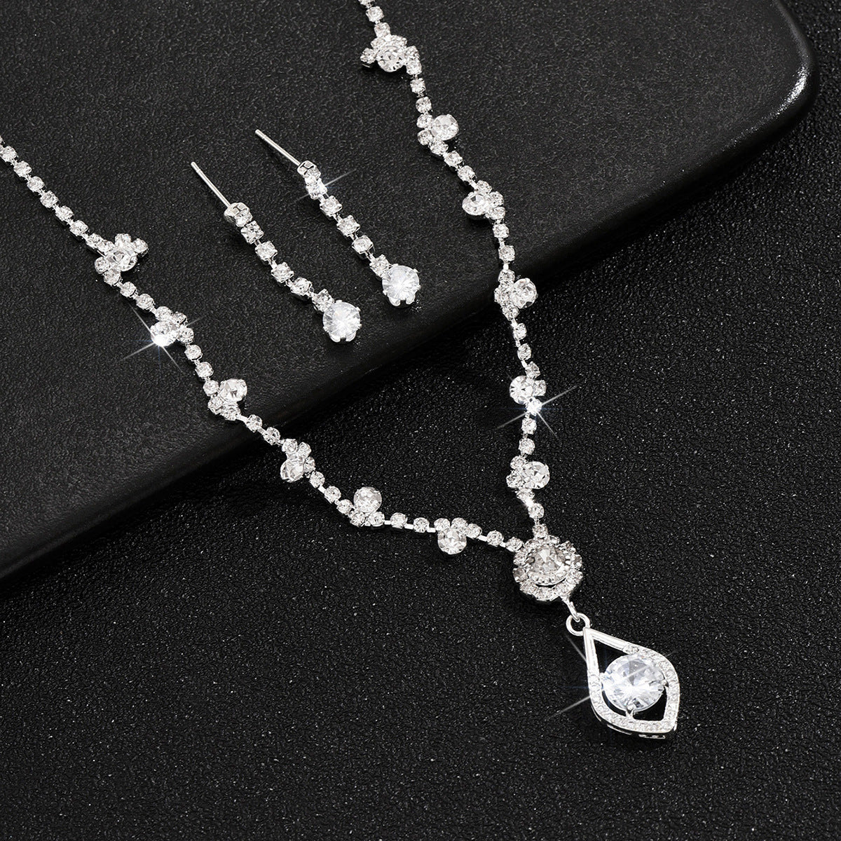 Classic Stylish Bridal Three-piece Fashion Tassel Necklaces