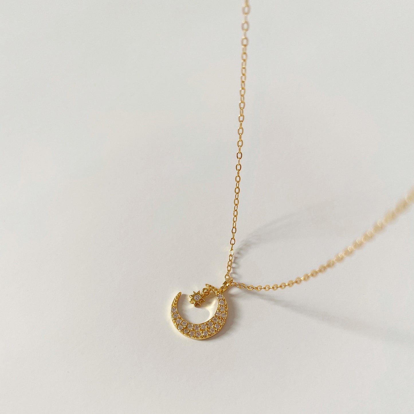 Moon Female Light Luxury Minority Design Clavicle Chain Necklaces