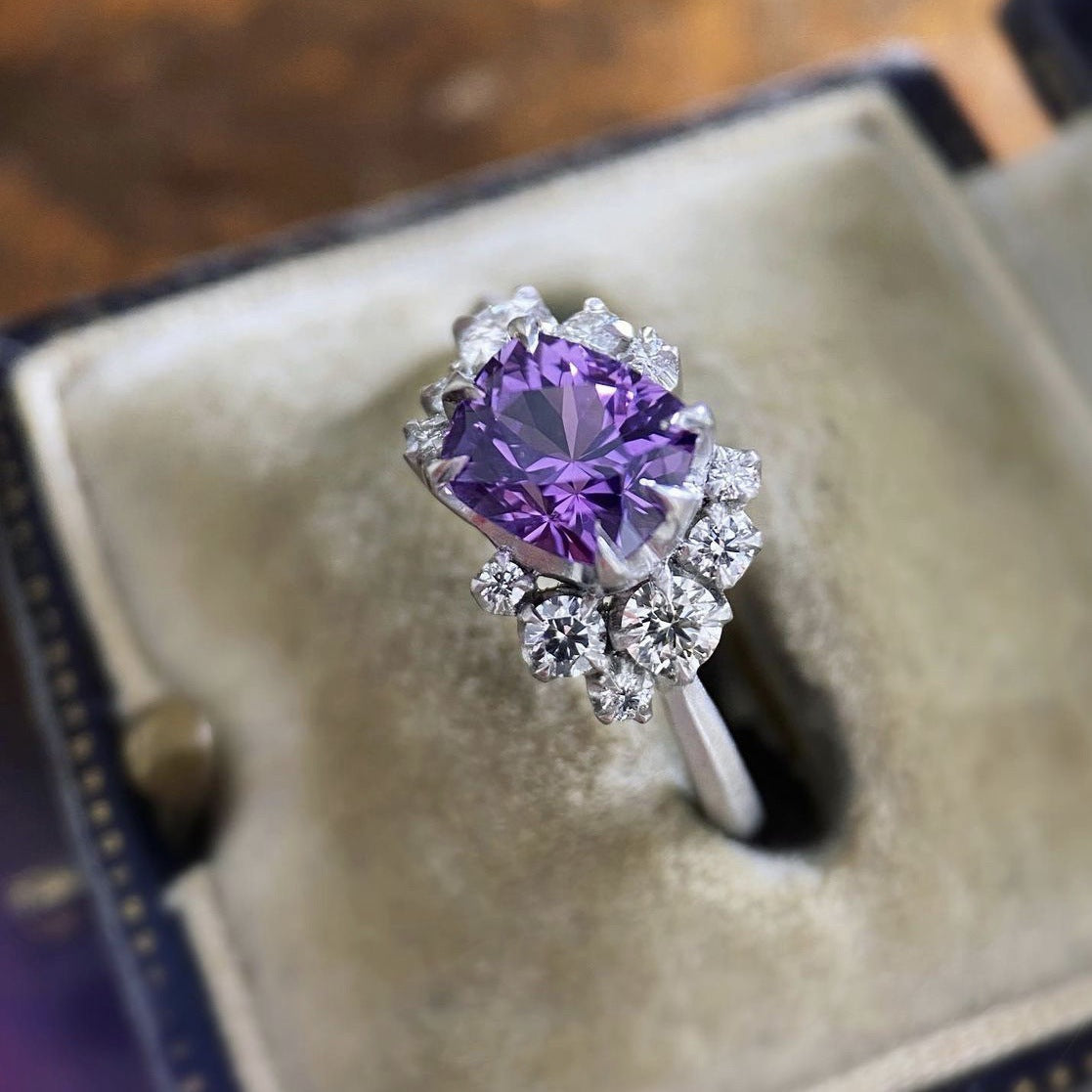 Glamorous Engagement Zircon Inlaid Fashion Alloy Rings