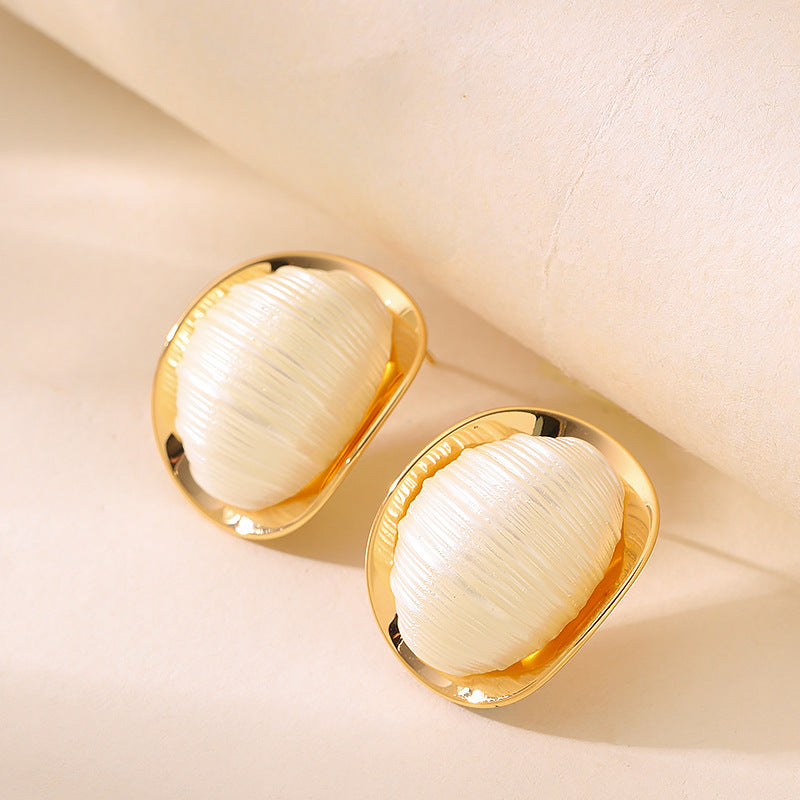 Fashion Refined Simple Texture Silkworm Cocoon Resin Ball Niche Stud Earrings