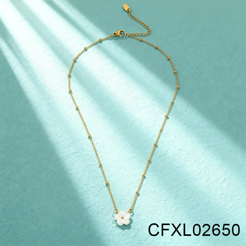 Women's Light Luxury High-grade Titanium Steel Simple Geometric Necklace