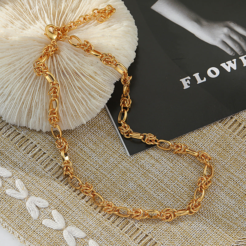 Women's Personalized Hip Hop Gold Knotted Sweater Chain Fashion Necklaces