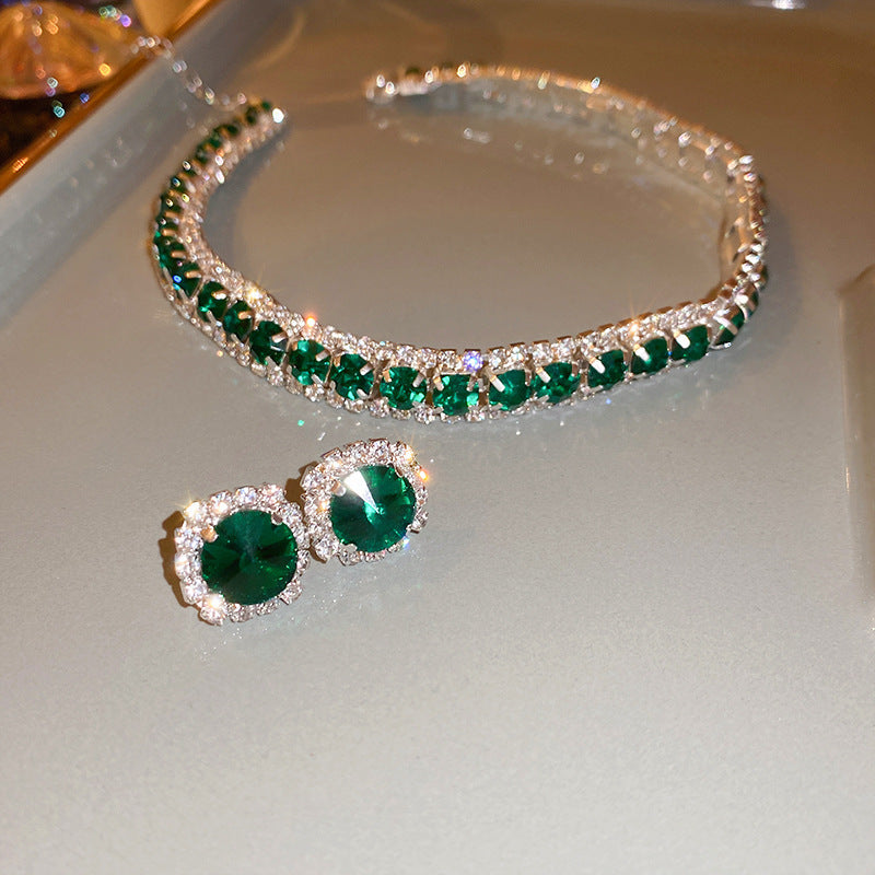 Women's Luxury Minority Clavicle Chain Palace Style Jewelry Set