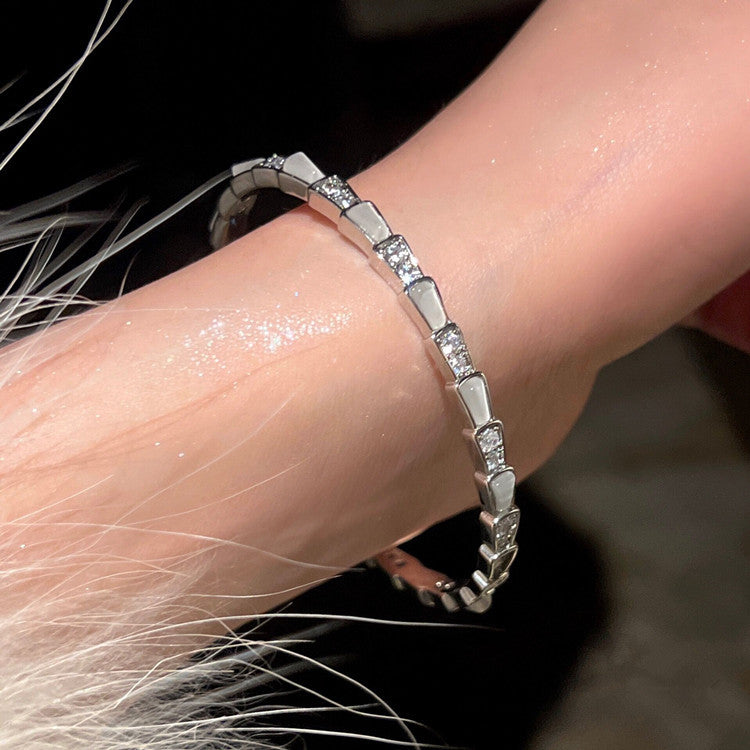 Women's Design High-grade Opal Snake-shaped Open-ended Rhinestone Textured Bracelets