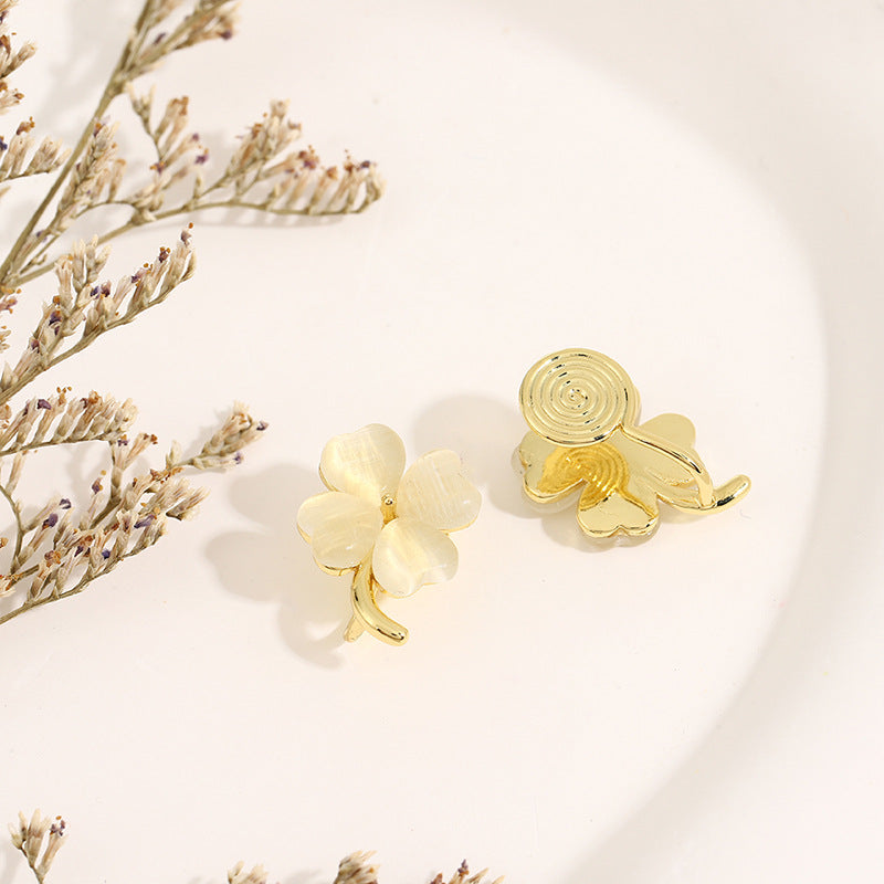 Four-leaf Flower Opal Ear Clip Without Pierced Mosquito Coil Earrings
