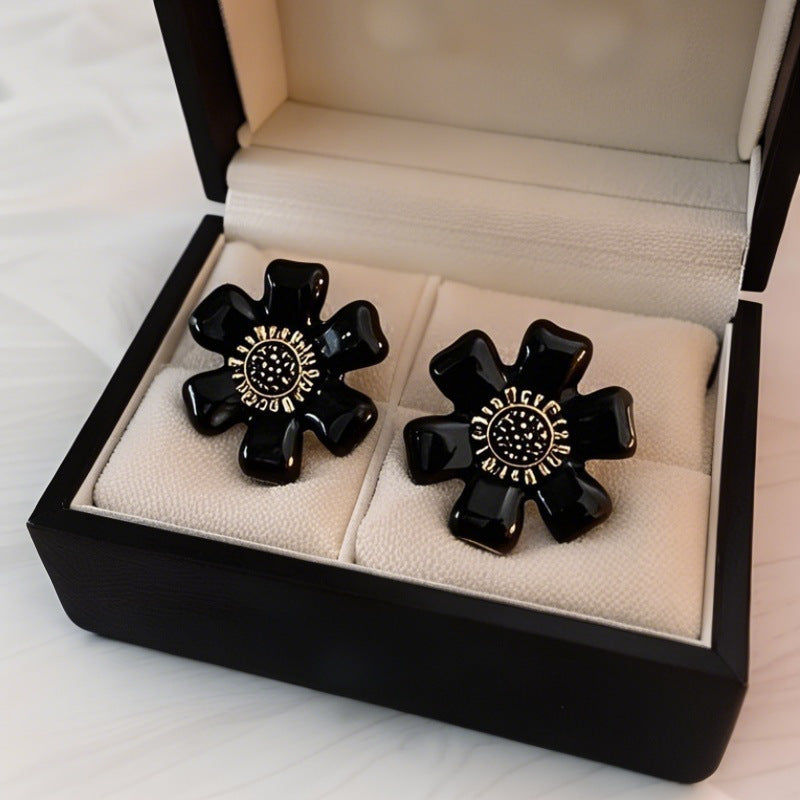 Red Glaze Flowers Retro Simple Versatile Stud Earrings