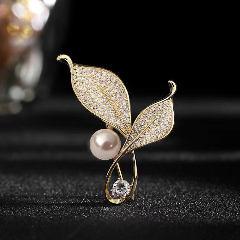 Women's Micro Zircon Brooch Exquisite Plant Pin Brooches