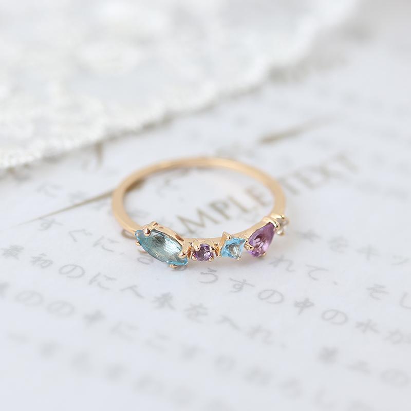 Gold-plated Inlaid Imitation Topaz Female Geometric Retro Rings