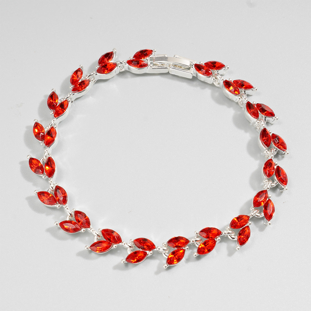 Green Zircon Female Small Willow Leaf Crowd Bracelet
