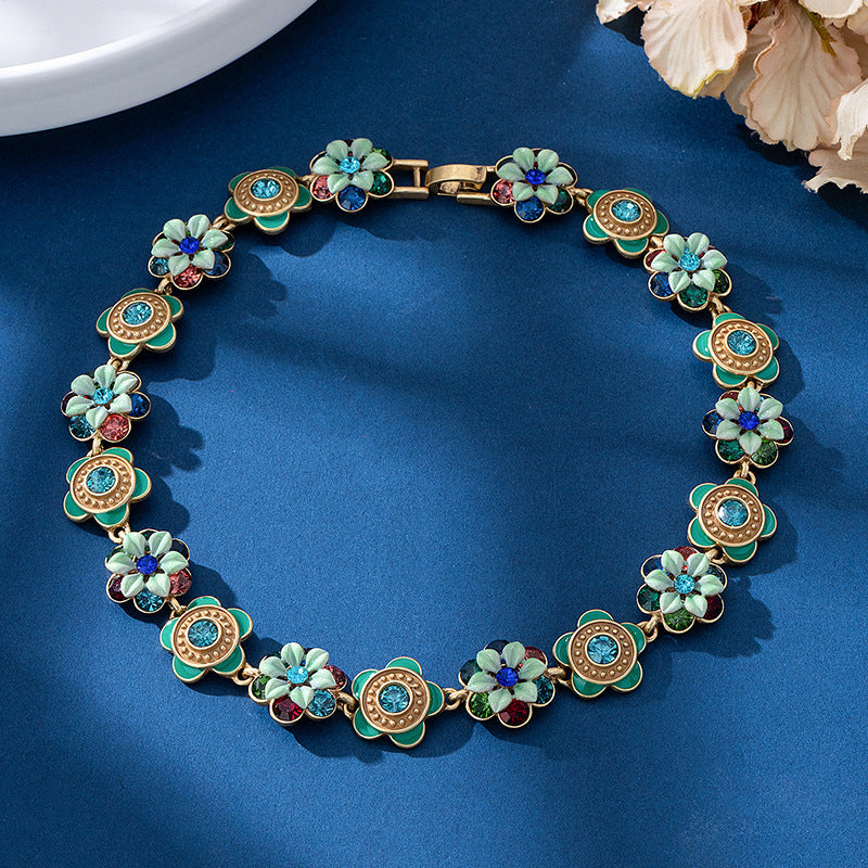 Flower Distressed Personality Retro Eardrop Palace Necklace