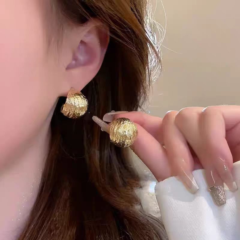 Women's Sterling Sier Needle Streamer High-grade Affordable Luxury Stud Earrings