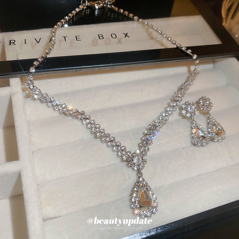 Light Luxury Temperament Niche Clavicle Chain Rings