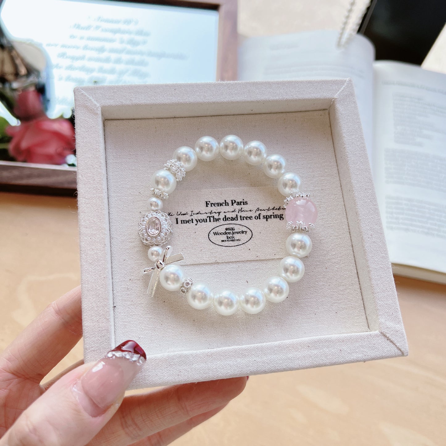 Women's Pearl Series Classic High-grade Temperament Style Bracelet