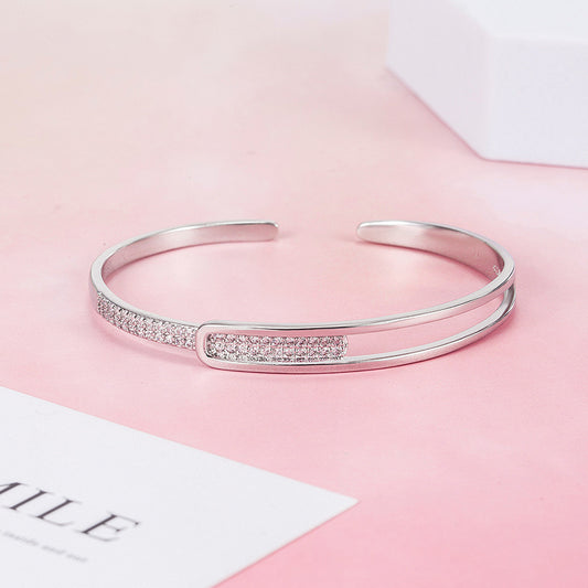 Women's Super Shiny Advanced Texture Simple Fashion Exquisite Bracelet