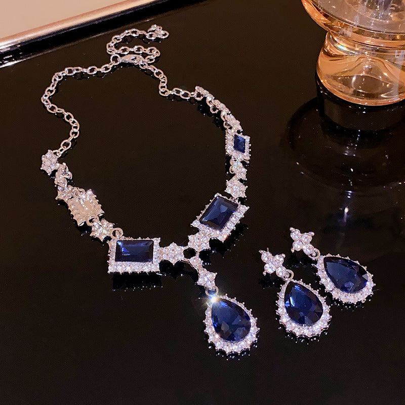 Diamond Geometric Suite Light Luxury Clavicle Jewelry Set