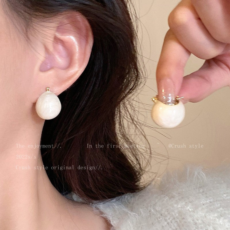 Women's Hollow Caramel Ball Drop Glazed Fashionable Niche Design Rings