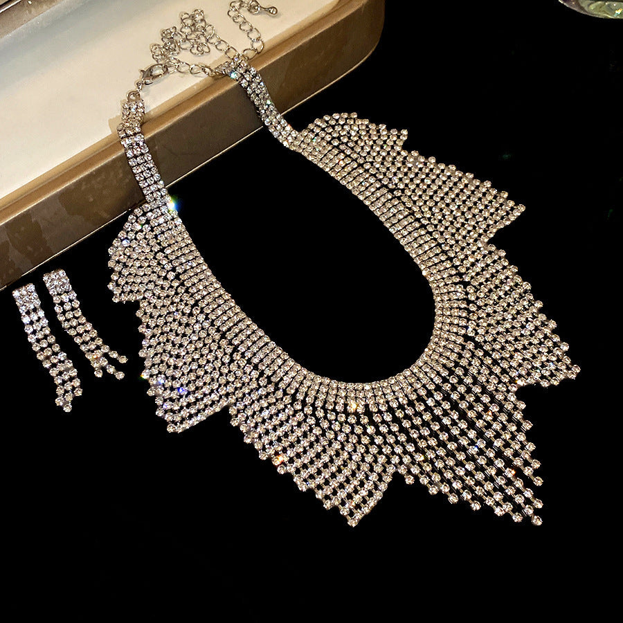 Women's Exquisite Clavicle Chain Light Luxury High-grade Earrings