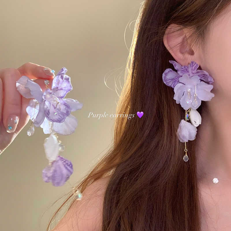 Women's Super Fairy Gentle Mesh Tassel Petal Exaggerated Stud Earrings