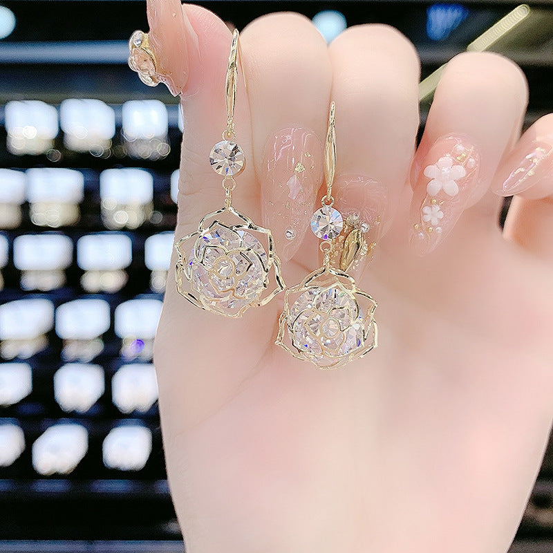 Women's High-grade Hollow Rose Crystal Trendy Fashion Ear Hook