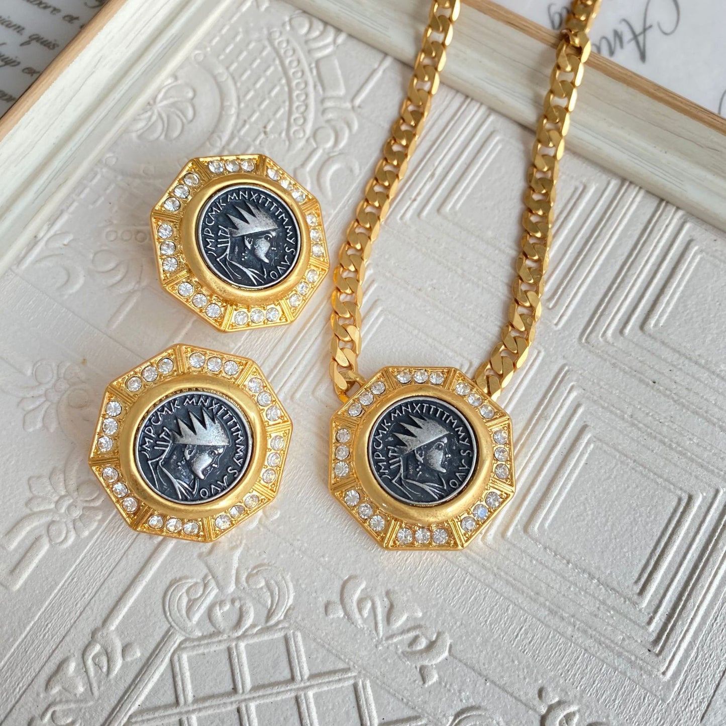 King Antique Coin Middle Ancient Retro Head Portrait Polygon Full Jewelry Set