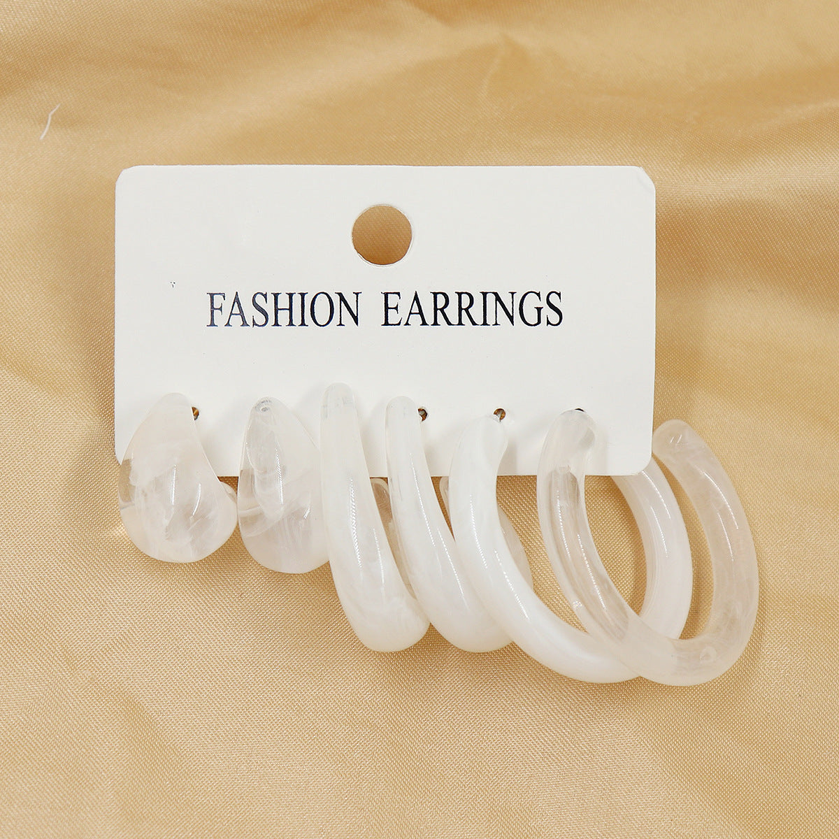 Women's Fresh Summer Versatile Acrylic Round Pairs Plastic Earrings