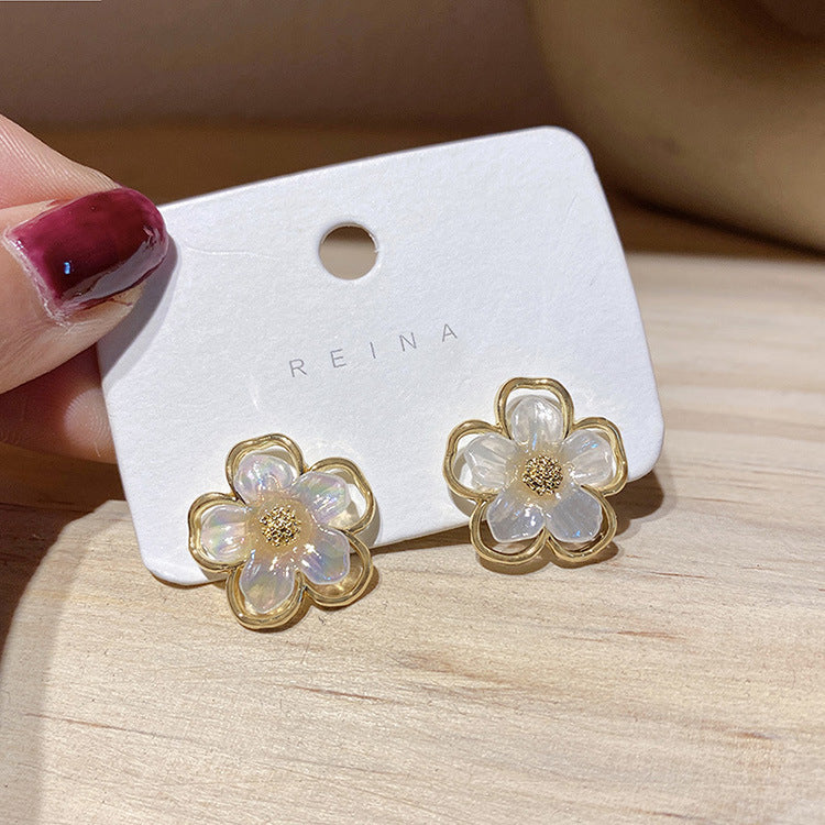 Women's French Style High-grade Flower For Light Stud Earrings