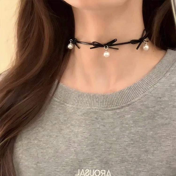 Women's Style Sweet Bow Pearl High-grade Design Temperament Clavicle Chain Collar