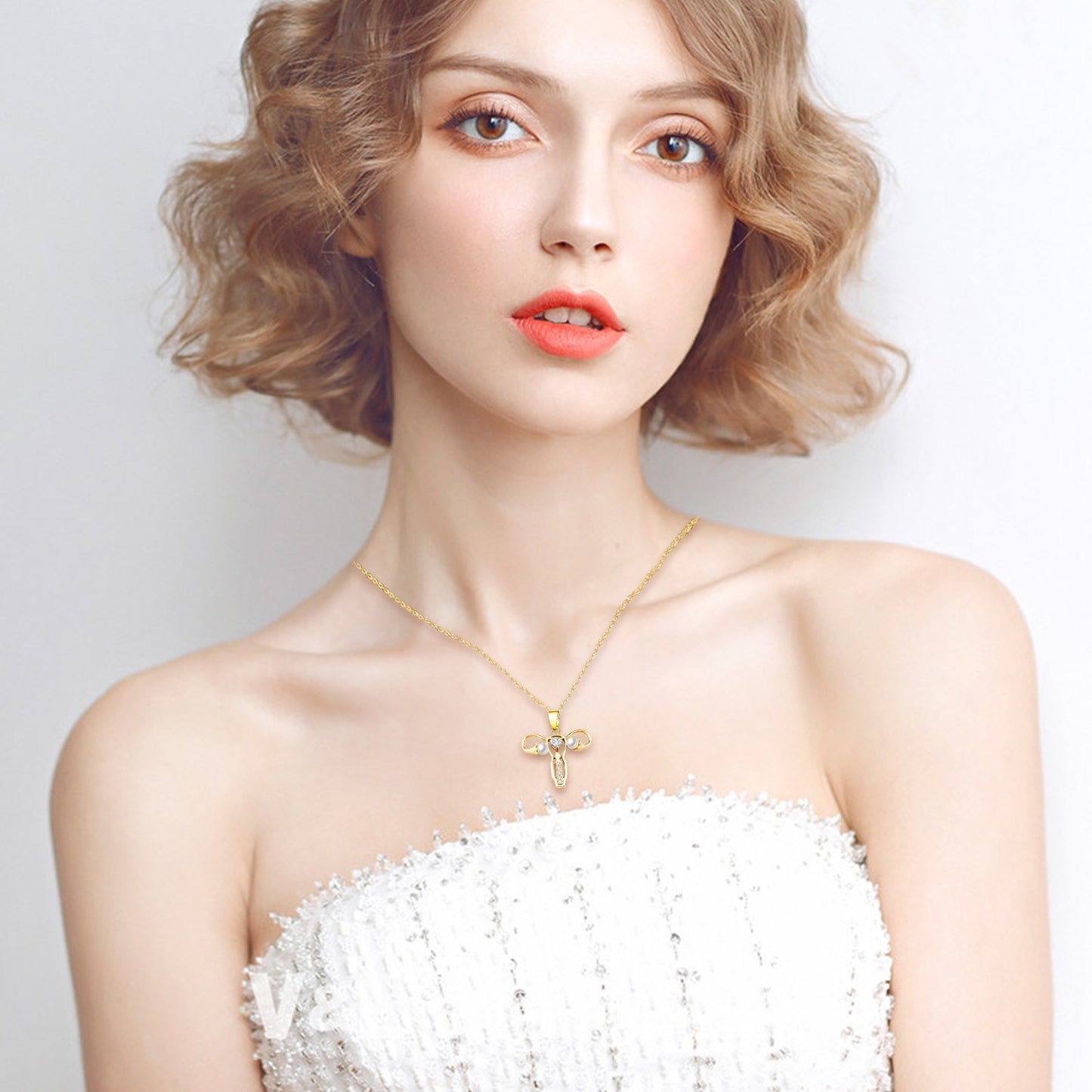 Creative Uterus Female Shape Diamond Studded Necklace