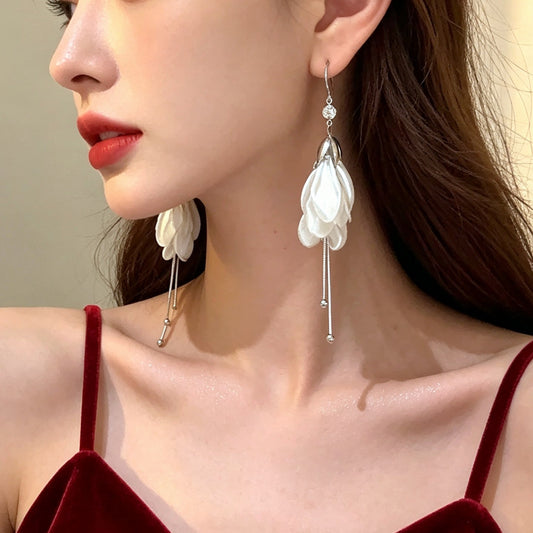 Women's Style Long Petal Fringed Light Luxury High-grade Ear Refined Wild Earrings