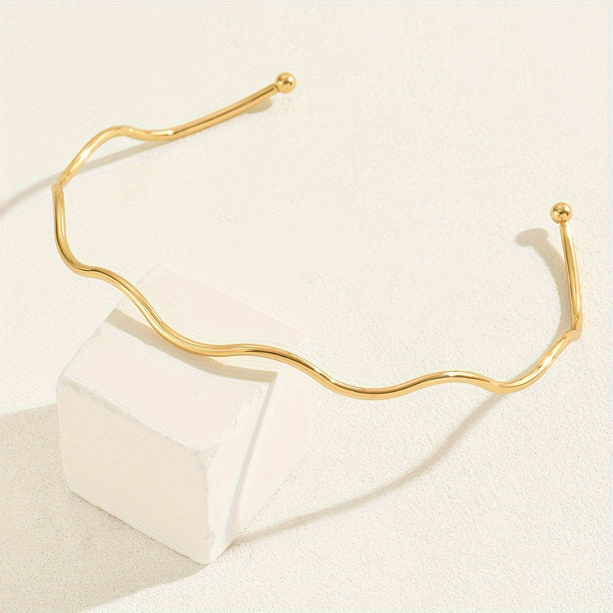 Women's & Men's Sier Minimalist Wave Couple Refined Grace Collar