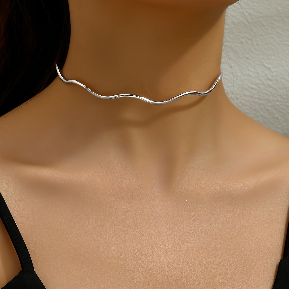 Women's & Men's Sier Minimalist Wave Couple Refined Grace Collar