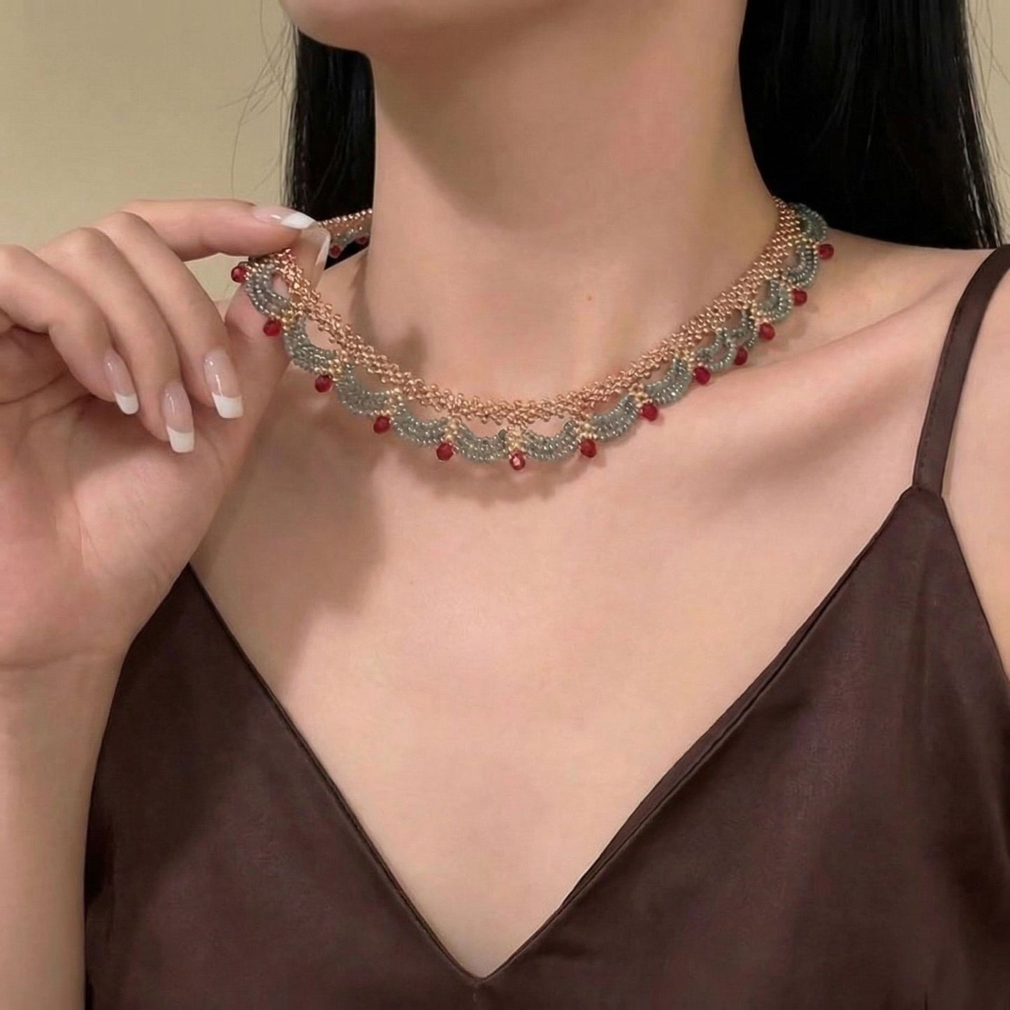 Women's Chinese Lace Red Blue Together Beaded Sense Of National Necklace