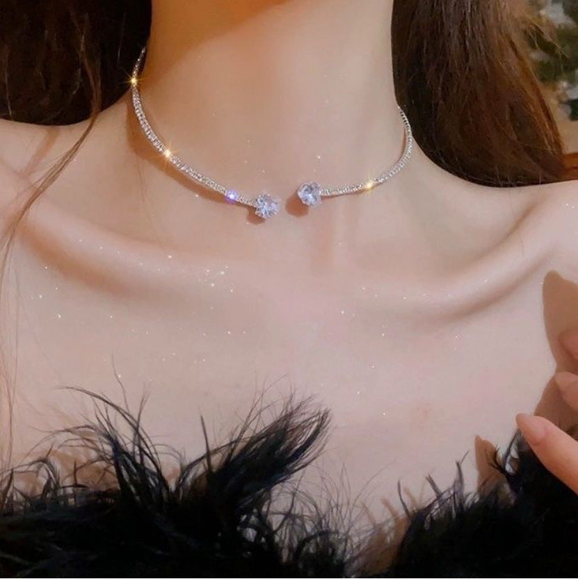 Light Luxury Zircon Rhinestone Pearl Fashion High Collar