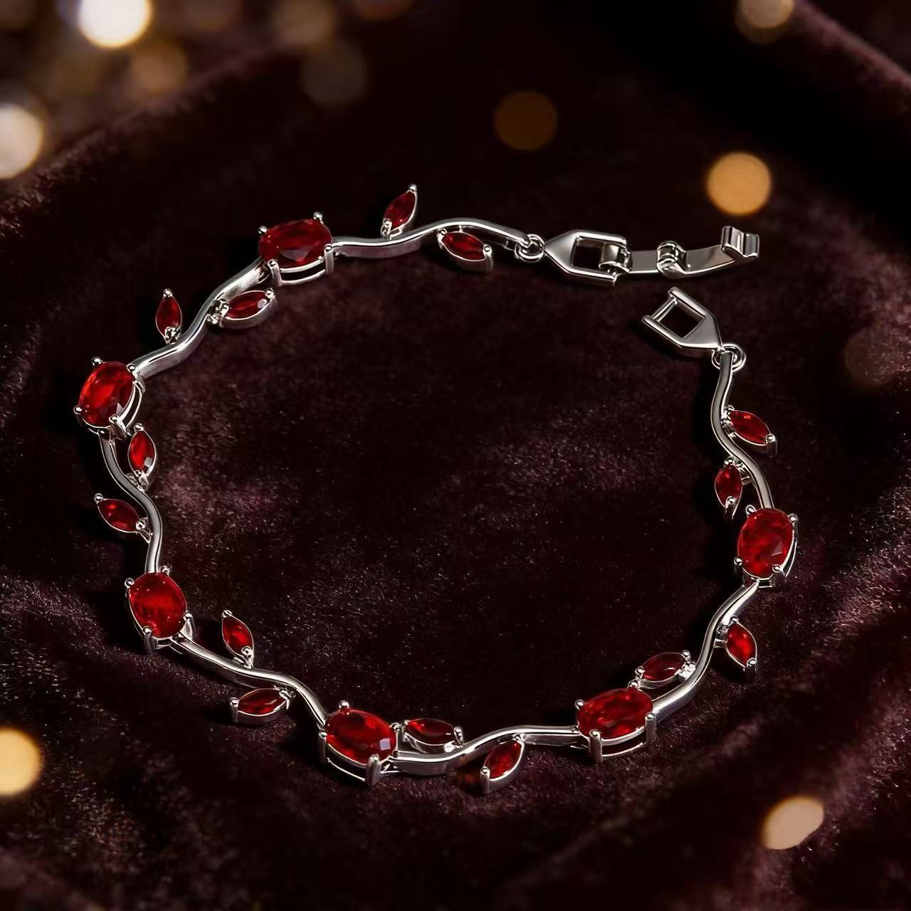 Women's Simple Design Leaf Shape Fashion Temperamental Minority Multicolor Bracelet