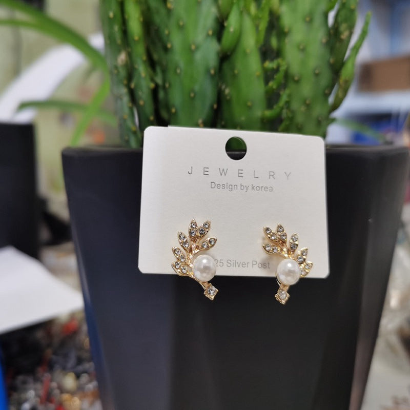 Leaves Full Diamond Pearl Small Zircon Stud Earrings