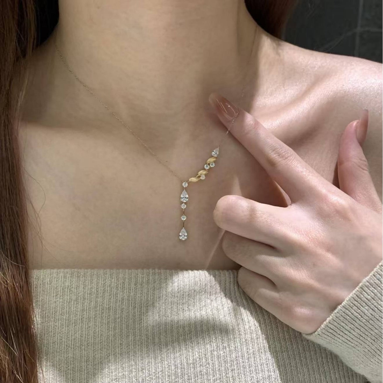 Temperament Light Luxury Niche High-grade Clavicle Necklaces