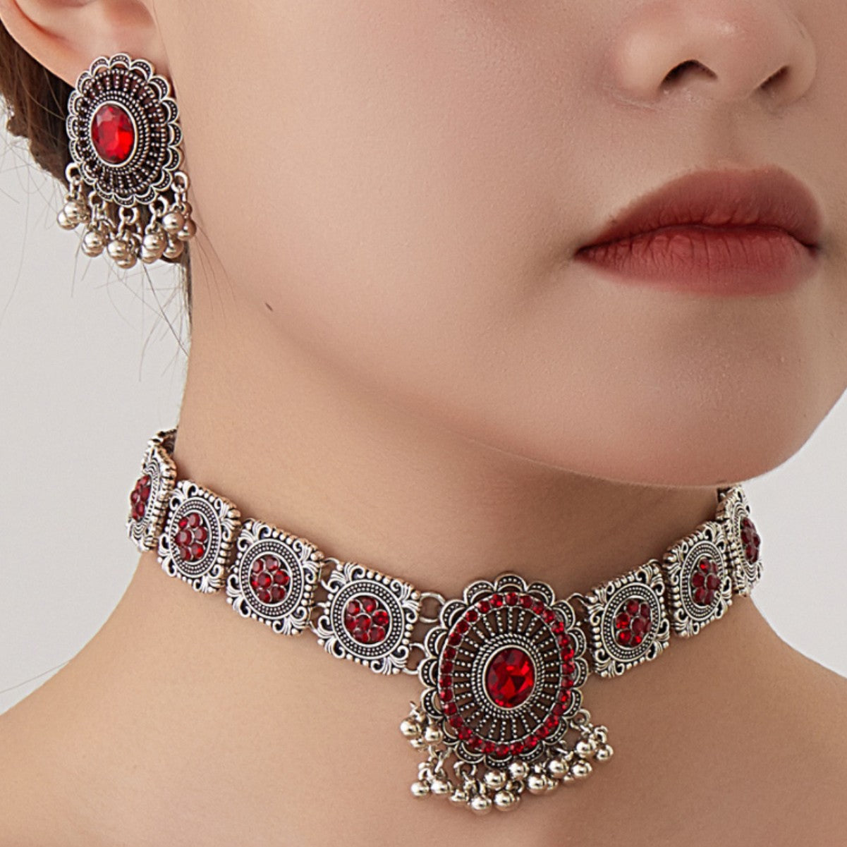Indian Style Drop-shaped Diamond Beads String Jewelry Set
