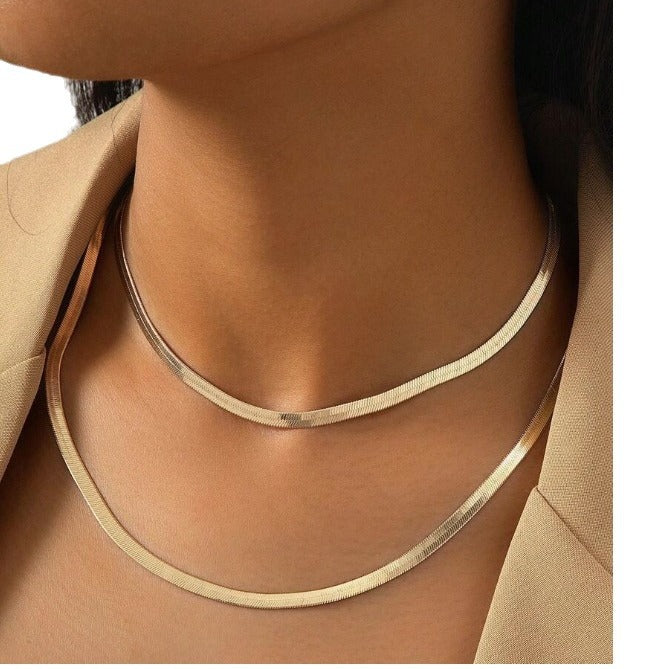 Snake Bone Flat Creative Short Clavicle Necklaces