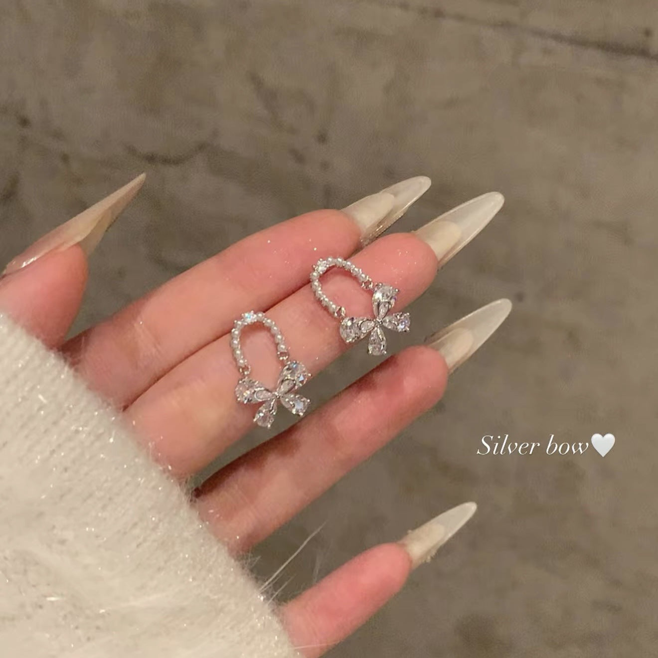 Women's Full Diamond Bow Pearl For Exquisite Petite Light Luxury High-grade Earrings