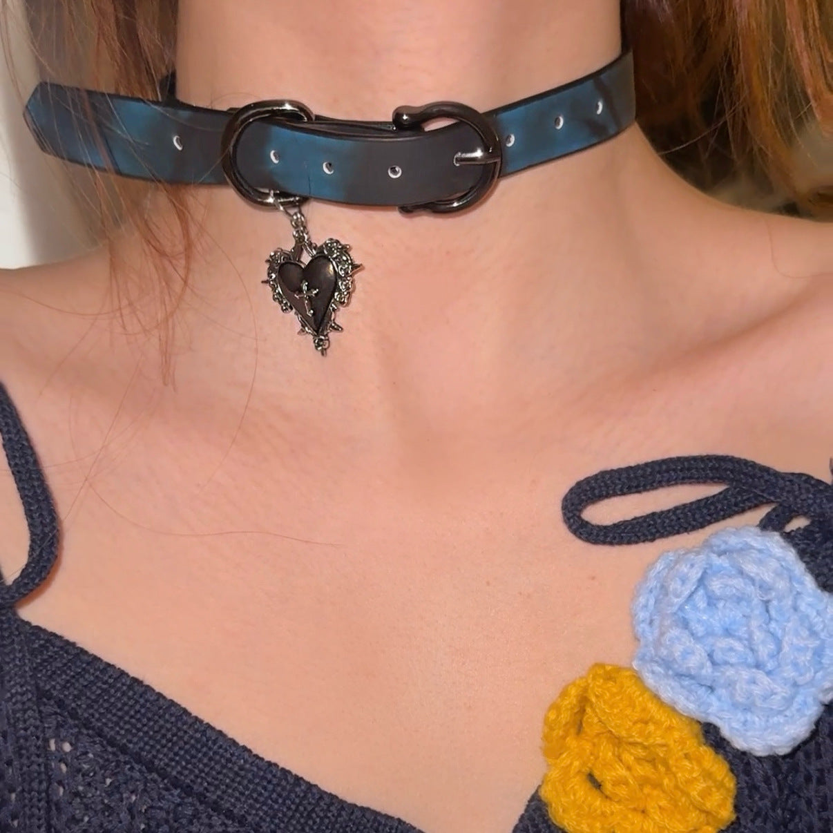 Women's Warm Color Changing Leather Hot Senior Clavicle Collar