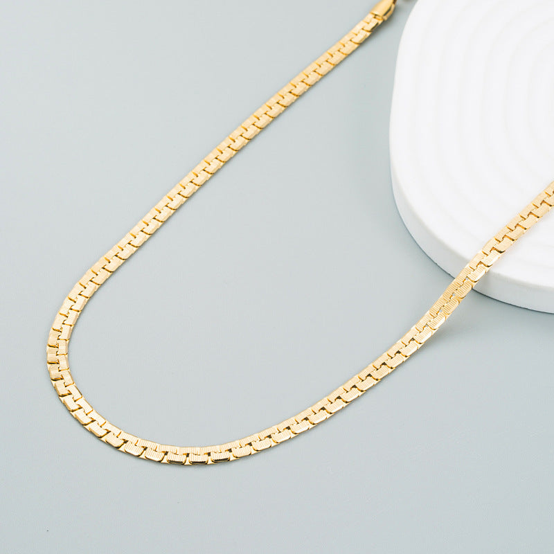 Design Sense Niche Trendy Light Luxury Snake Necklace
