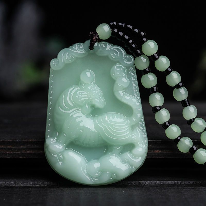 Jade Bamboo Graceful Fashionable Personalized Clothing Necklaces