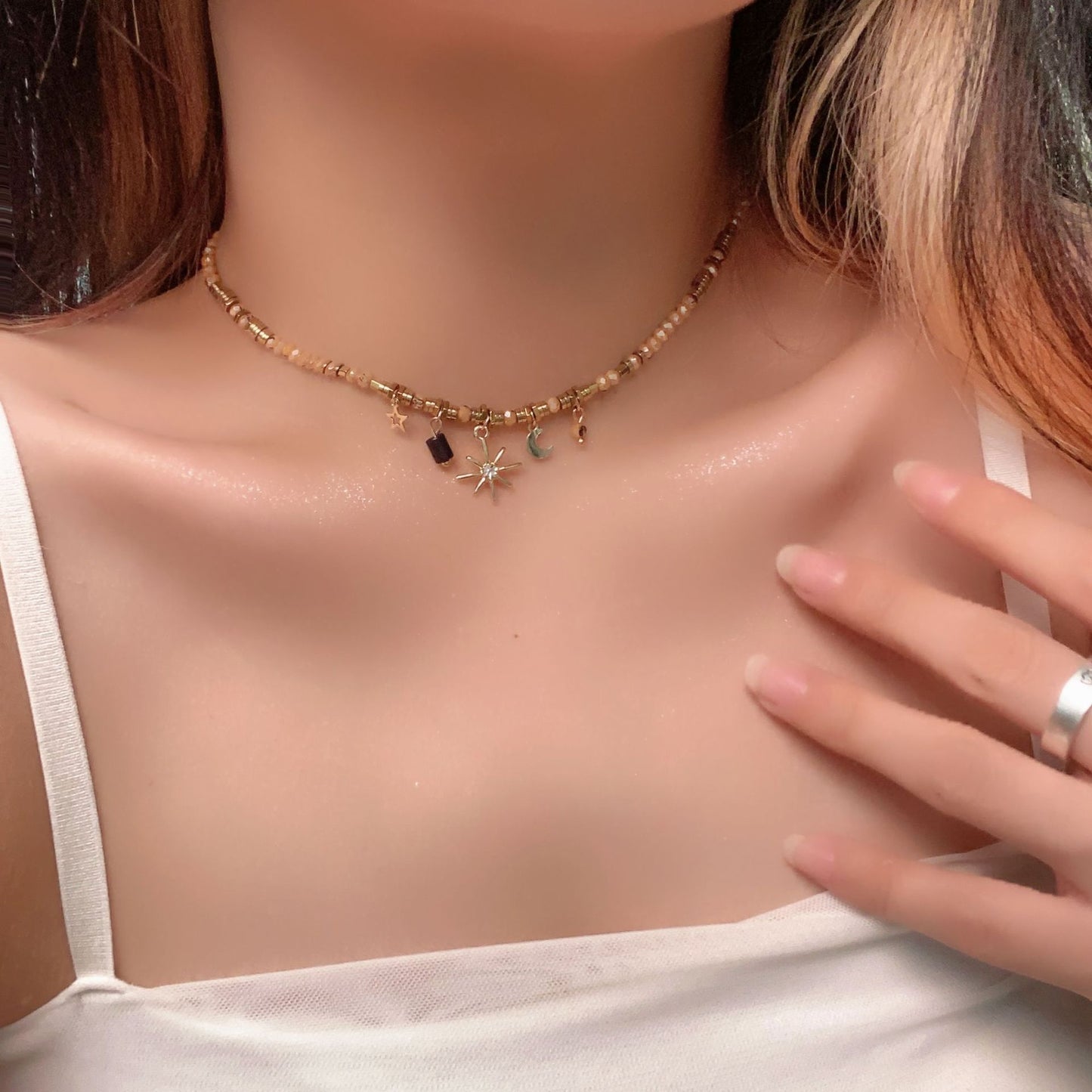 Women's Light Luxury Creative Niche Personality Clavicle Chain High Sense Necklaces